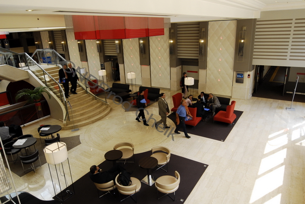 sanofi aventis hotel pullman